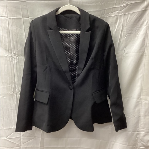 Black Large Blazer - Picture 2 of 4